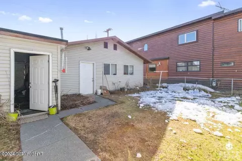 1237 H St, Anchorage, AK 99501 photo 6
