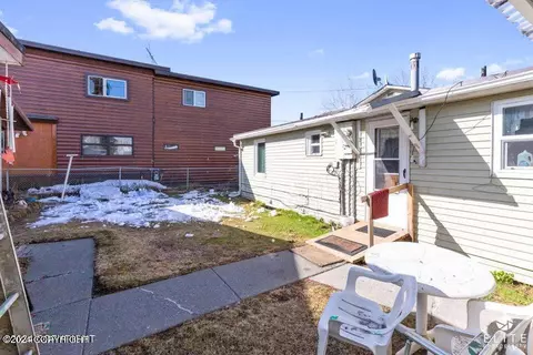 1237 H St, Anchorage, AK 99501 photo 7