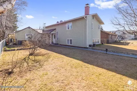 1237 H St, Anchorage, AK 99501 photo 4