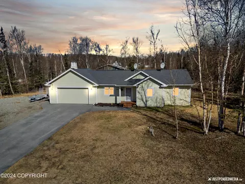 4603 E Crowberry Dr, Wasilla, AK 99654