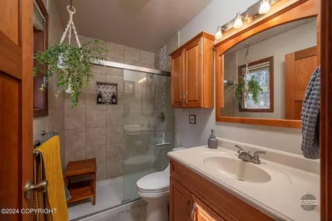 Bath - 10119 Wildwood St, Eagle River, AK 99577 photo 2 of 3