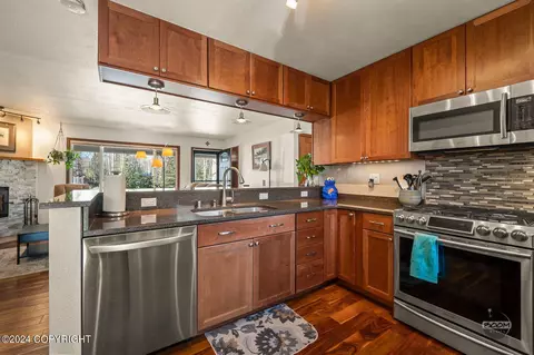 Kitchen - 10119 Wildwood St, Eagle River, AK 99577 photo 8 of 9