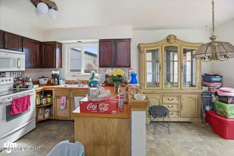 1850 Bellevue Loop, Anchorage, AK 99515 photo 9