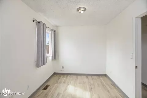 1850 Bellevue Loop, Anchorage, AK 99515 photo 18