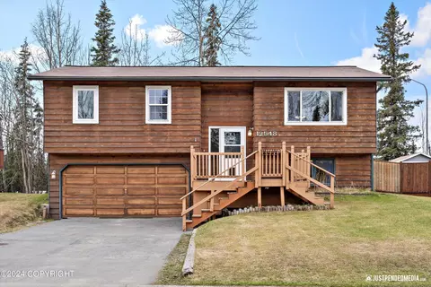 12548 Breckenridge Dr, Eagle River, AK 99577
