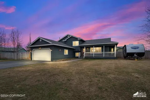 3773 E Baylor Cir, Wasilla, AK 99654