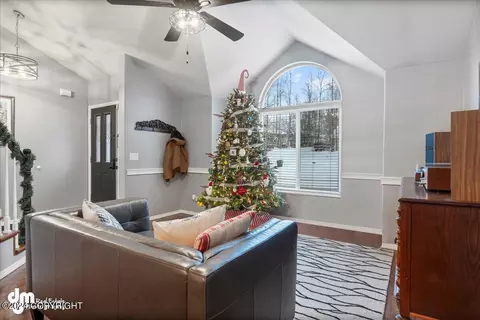13700 Vasili Dr, Eagle River, AK 99577 photo 4