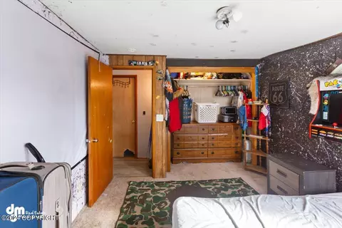 Bedroom - 8112 E 4th Ave, Anchorage, AK 99504 photo 3 of 9