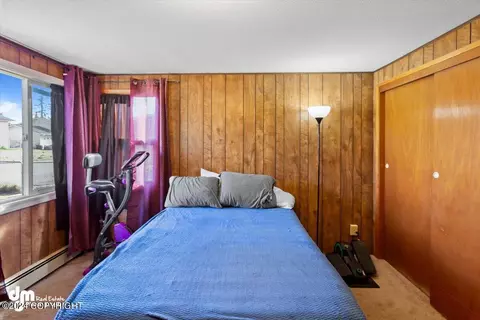 Bedroom - 8112 E 4th Ave, Anchorage, AK 99504 photo 7 of 9