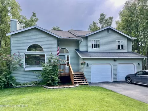19546 S Mitkof Loop, Eagle River, AK 99577