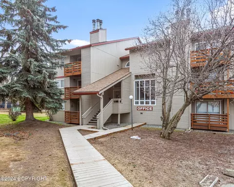 9725 Independence Dr # A103, Anchorage, AK 99507