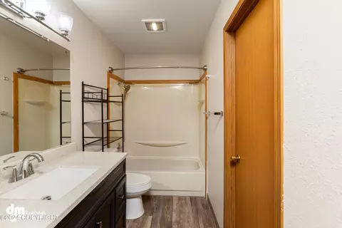 9307 Tanadak Cir, Eagle River, AK 99577 photo 15