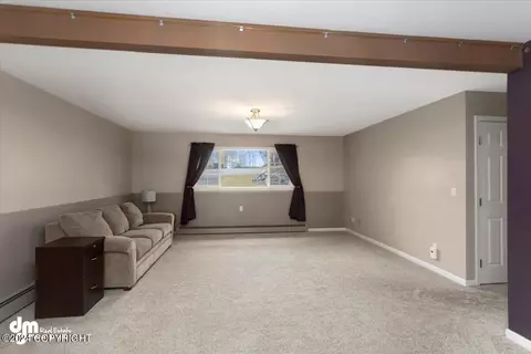 Living - 10419 Holitna Cir, Eagle River, AK 99577 photo 6 of 7