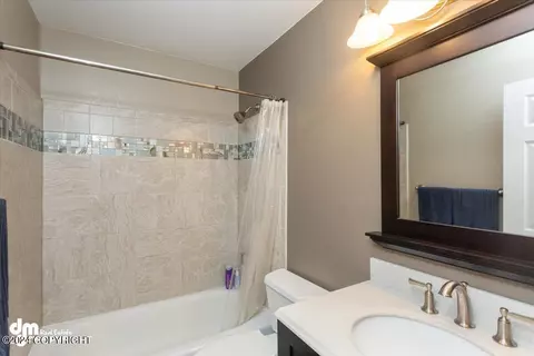 Bath - 10419 Holitna Cir, Eagle River, AK 99577 photo 1 of 2