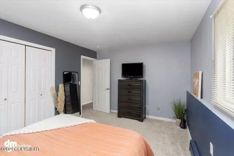 Bedroom - 10419 Holitna Cir, Eagle River, AK 99577 photo 9 of 11