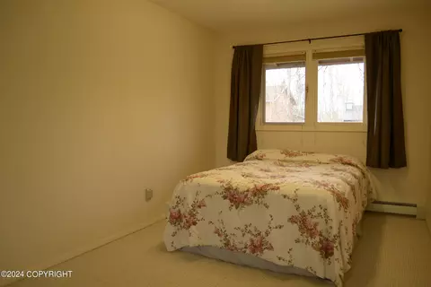8410 E 12th Ct, Anchorage, AK 99504 photo 16