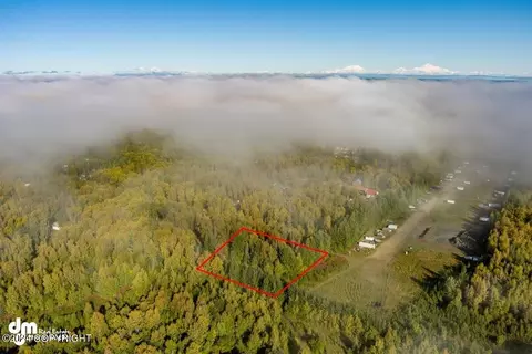 11236 N Deshka Loop, Willow, AK 99688 photo 4