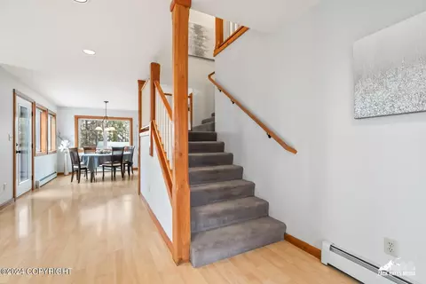 Entry Way - 17135 Santa Maria Dr, Eagle River, AK 99577 photo 3 of 7