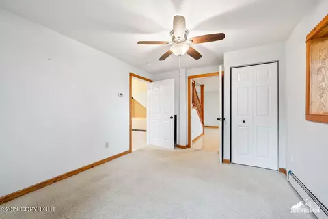 Bedroom - 17135 Santa Maria Dr, Eagle River, AK 99577 photo 2 of 11