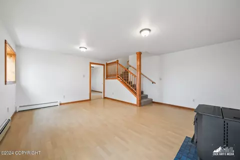 Living - 17135 Santa Maria Dr, Eagle River, AK 99577 photo 2 of 6
