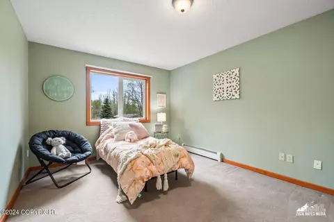 Bedroom - 17135 Santa Maria Dr, Eagle River, AK 99577 photo 9 of 11