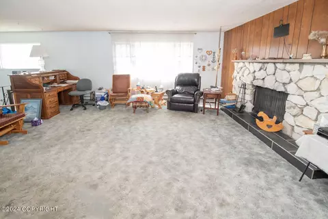 18227 Baronoff Ave, Eagle River, AK 99577 photo 10