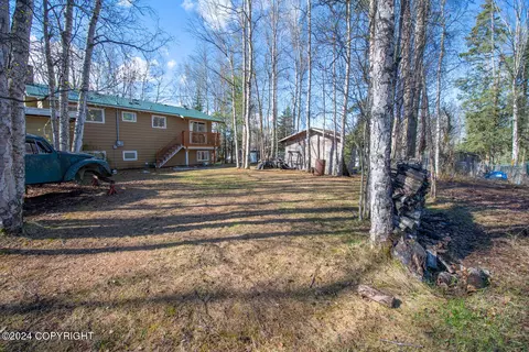 18227 Baronoff Ave, Eagle River, AK 99577 photo 4