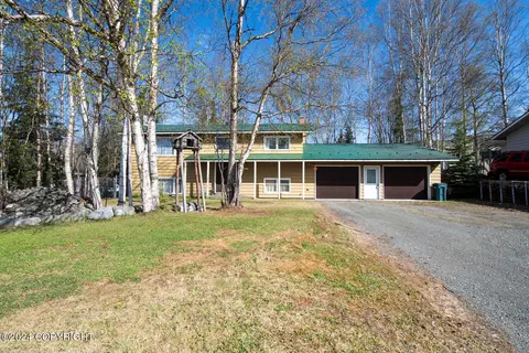 18227 Baronoff Ave, Eagle River, AK 99577 photo 2