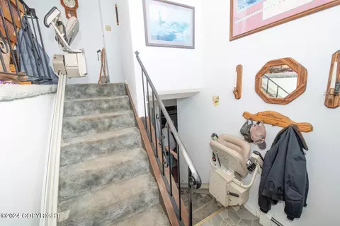 18227 Baronoff Ave, Eagle River, AK 99577 photo 6