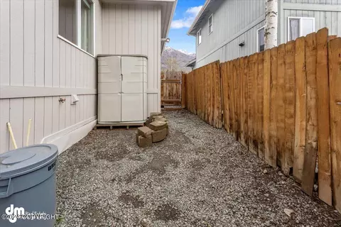 Exterior - 9134 Eagle River Ln, Eagle River, AK 99577 photo 8 of 15