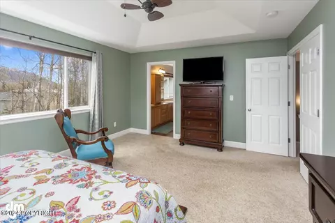 Bedroom - 9134 Eagle River Ln, Eagle River, AK 99577 photo 3 of 10