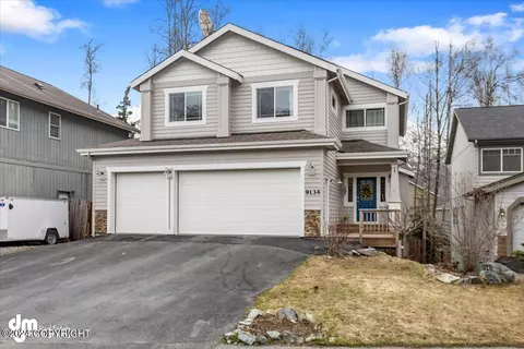 Exterior - 9134 Eagle River Ln, Eagle River, AK 99577 photo 2 of 15