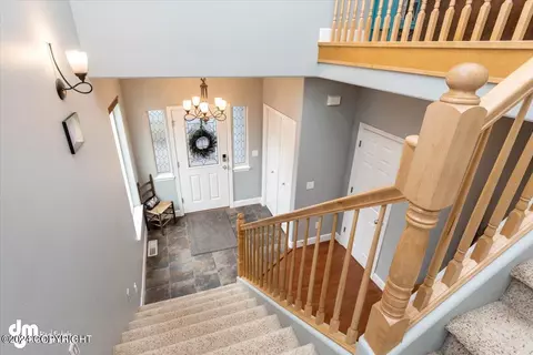 Entry Way - 9134 Eagle River Ln, Eagle River, AK 99577 photo 3 of 7