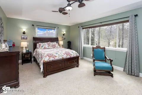 Bedroom - 9134 Eagle River Ln, Eagle River, AK 99577 photo 2 of 10