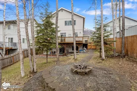 Exterior - 9134 Eagle River Ln, Eagle River, AK 99577 photo 4 of 15