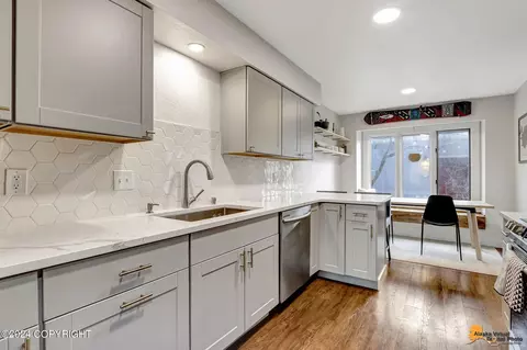 Kitchen - 4123 Hampton Dr # 9B, Anchorage, AK 99504 photo 1 of 5