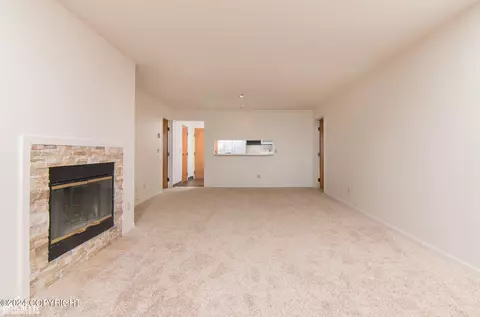 Living - 726 O Pl, Anchorage, AK 99501 photo 1 of 2
