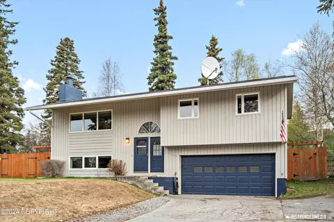 3925 W 79th Ct, Anchorage, AK 99502