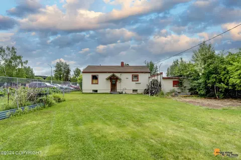 1069 W 25th Ave, Anchorage, AK 99503 photo 32