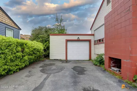 1069 W 25th Ave, Anchorage, AK 99503 photo 27