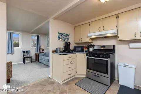 4301 E 7th Ave, Anchorage, AK 99508 photo 23