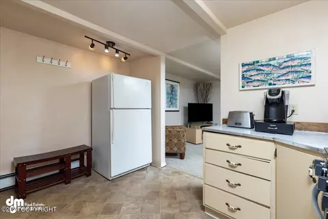 4301 E 7th Ave, Anchorage, AK 99508 photo 24