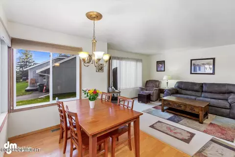 18305 Gavin Cir, Eagle River, AK 99577 photo 12