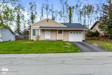 18305 Gavin Cir, Eagle River, AK 99577