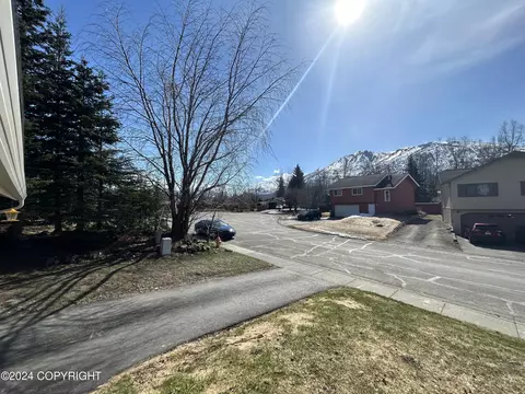 18305 Gavin Cir, Eagle River, AK 99577 photo 2