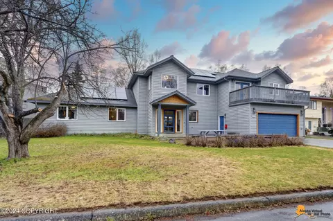 2901 Illiamna Ave, Anchorage, AK 99517