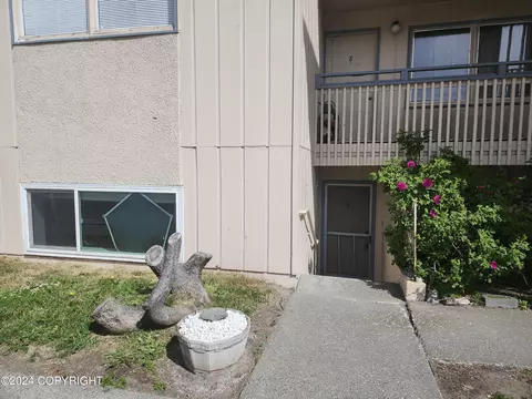 816 W 23rd Ave # 4, Anchorage, AK 99503