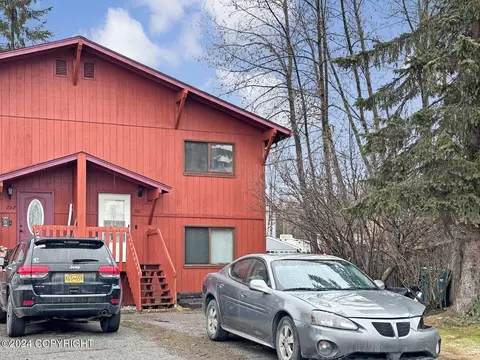 261 Fall Leaf Cir, Anchorage, AK 99504