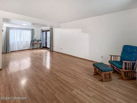 Living - 261 Fall Leaf Cir, Anchorage, AK 99504 photo 1 of 4