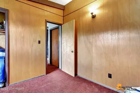 1513 Summit View St, Anchorage, AK 99504 photo 11